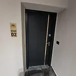 La Mirage &