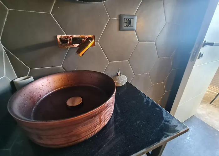 La Mirage & Appartement Tirana