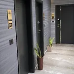 La Mirage & Apartmán *