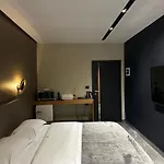 La Mirage & Tirana