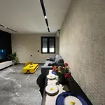 La Mirage & Tirana