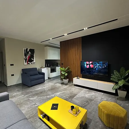 La Mirage & Appartement Tirana