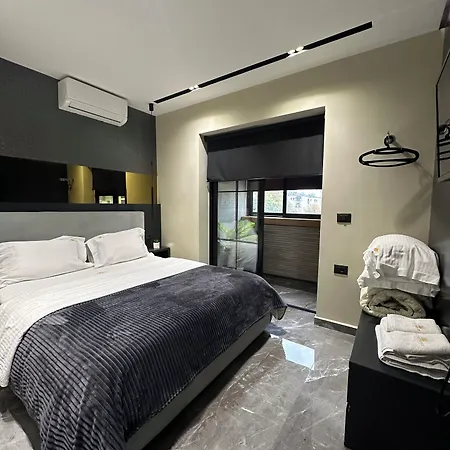 La Mirage & Appartement Tirana